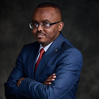 Owen Namusi