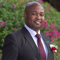 Alwyn Dzinamarira